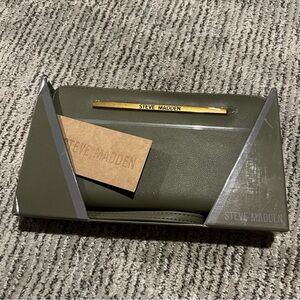 Steve Madden Khaki Wallet